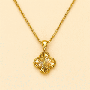 Stylish Clover Pendant